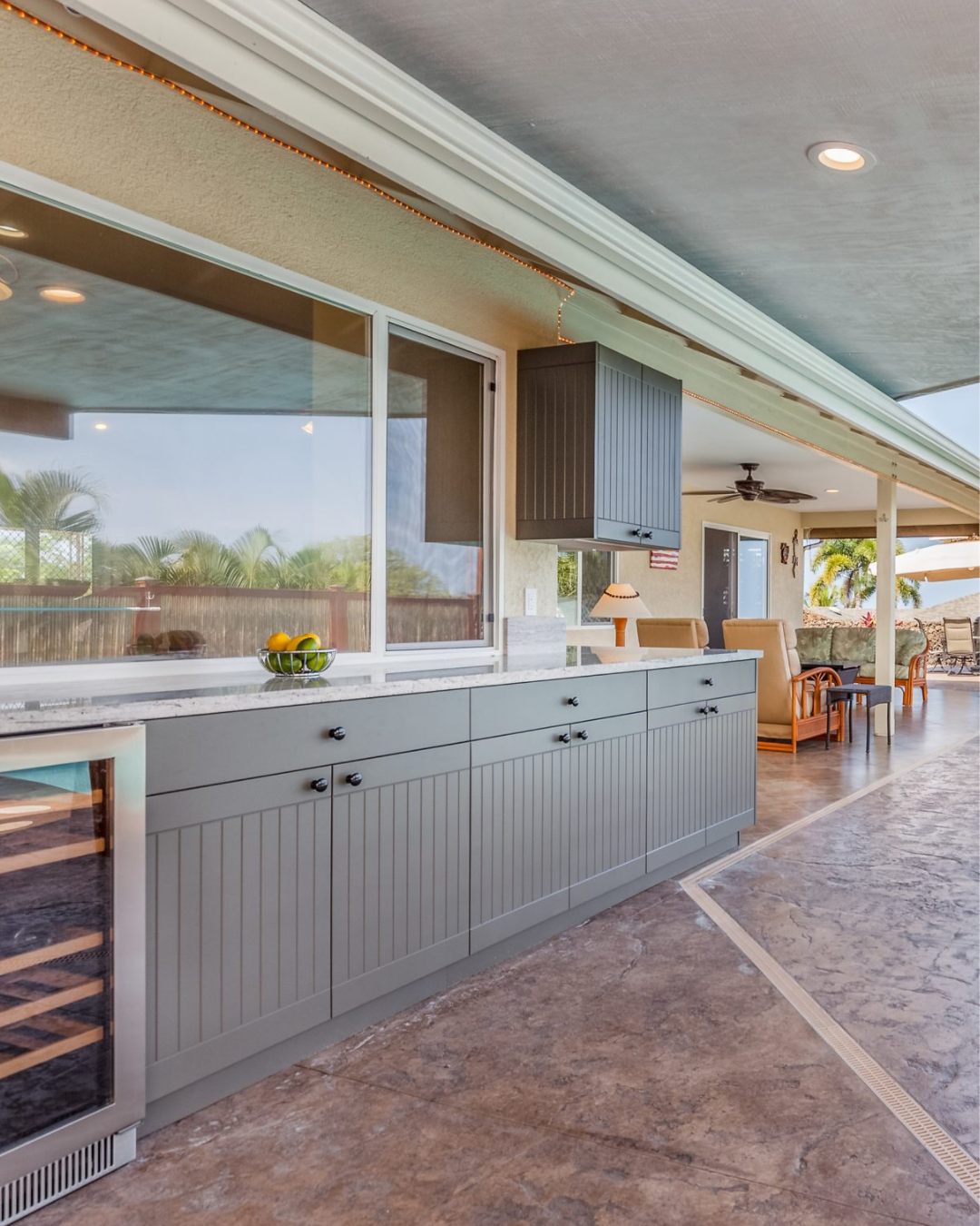 Outdoor Kitchen Cabinet Colorways to Transform Your Space