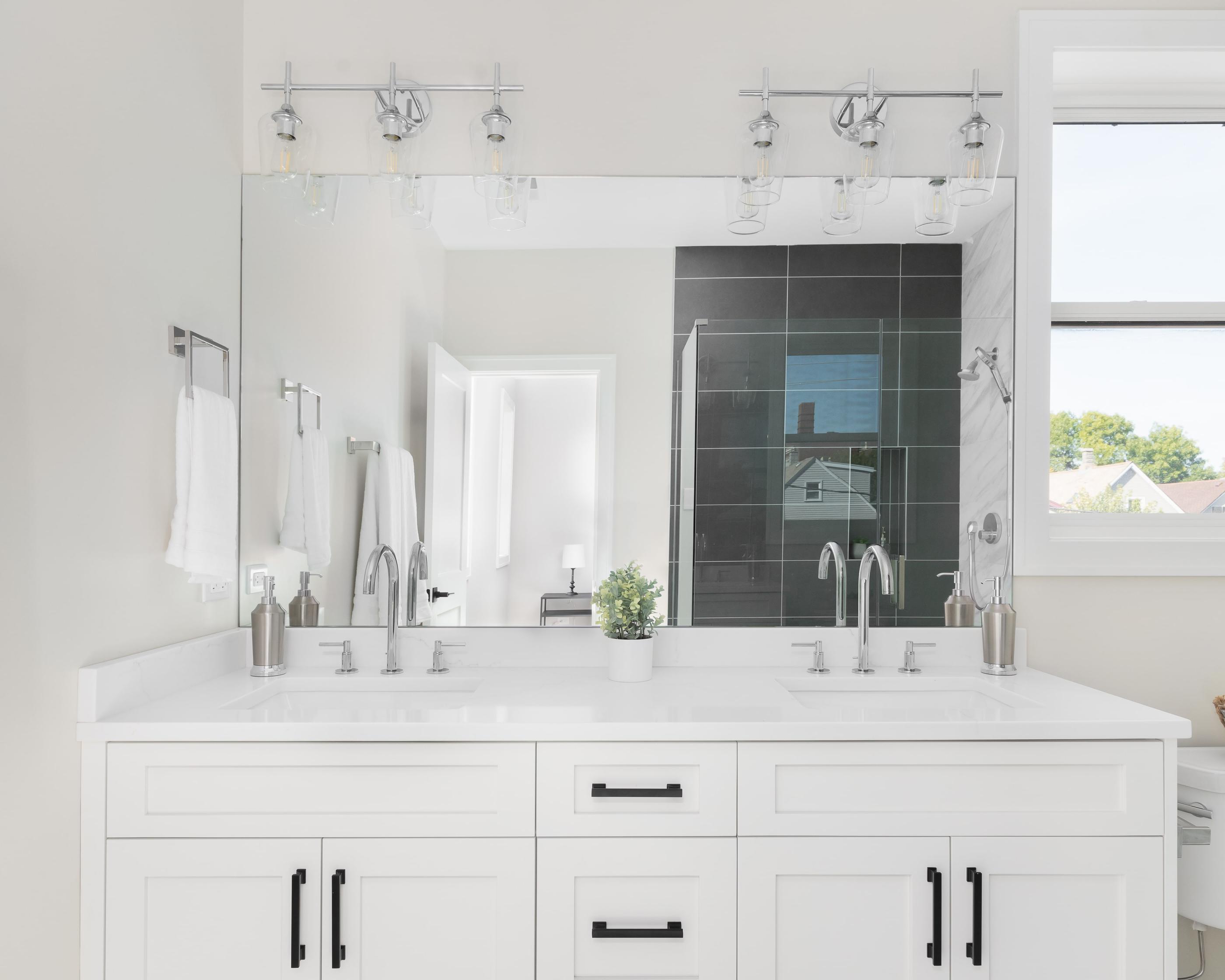 11 Things in a Bathroom Remodel That Just Make Sense (But Are Often Overlooked)