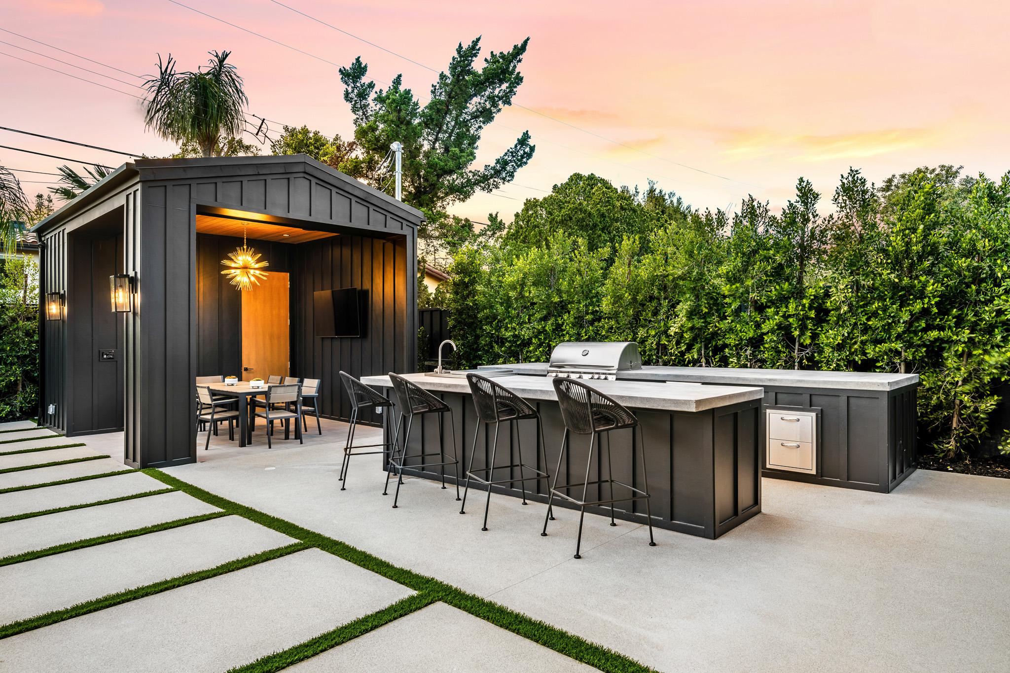Outdoor Kitchen Cabinets Made Easy