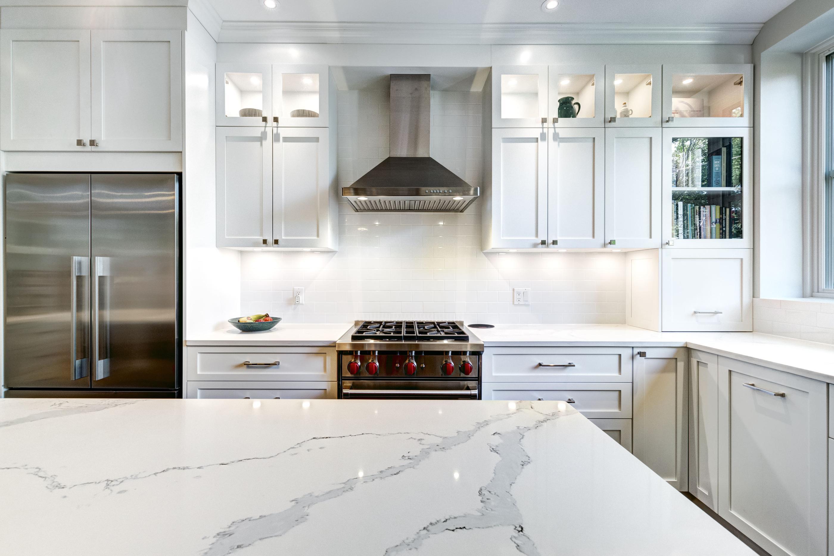 Your Guide to Countertop Edge Styles: Details That Make a Difference