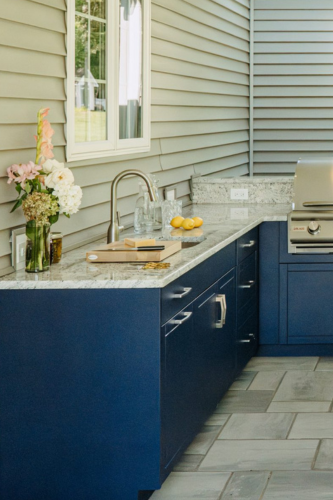 Outdoor Kitchens