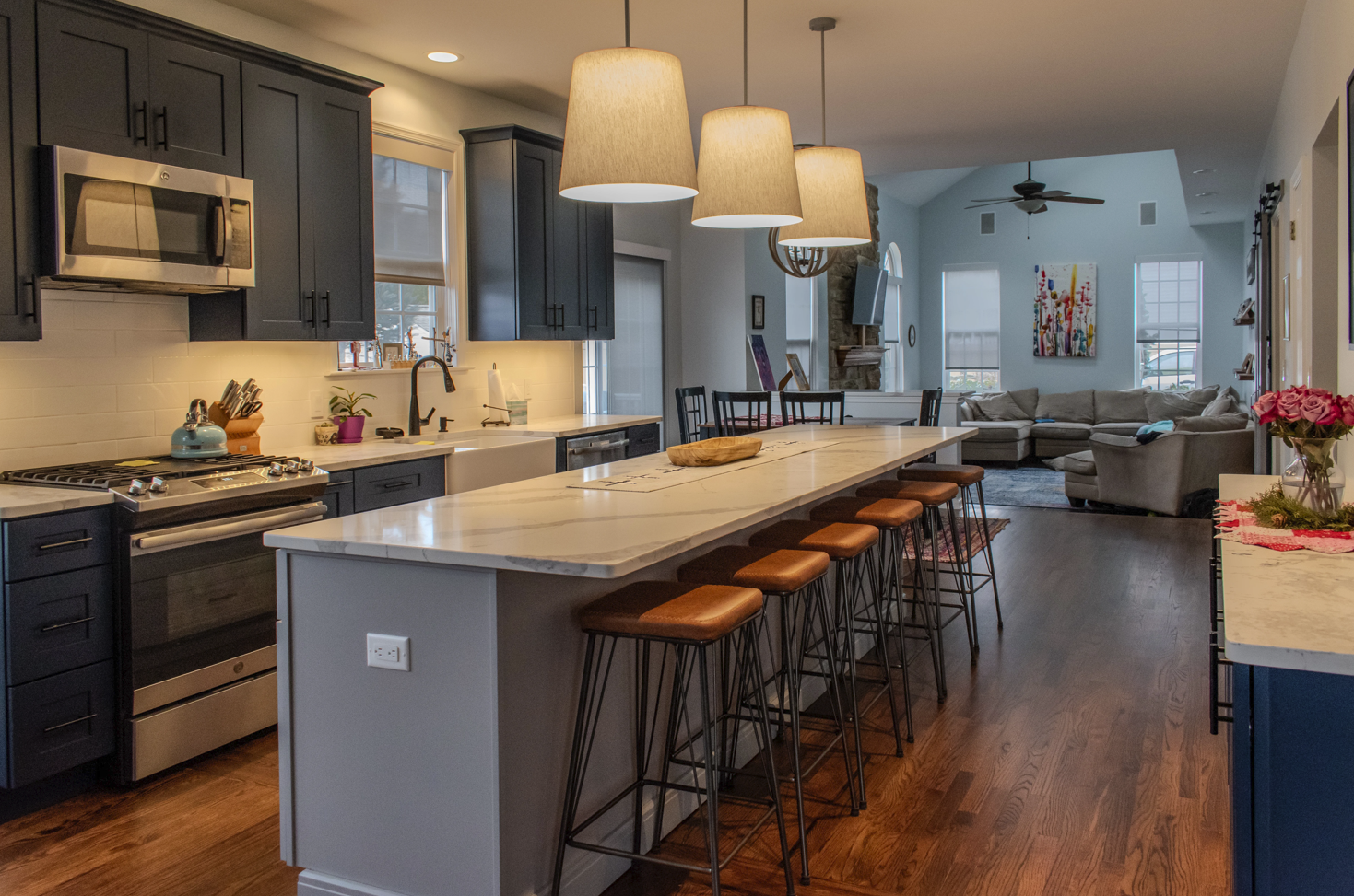 How Layered Lighting Impacts Your Kitchen and Bath Remodel Results