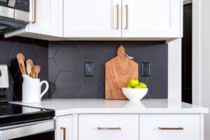 dark kitchen backsplash timeless